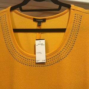 Sunflower yellow top